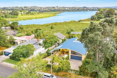 Photo of property in 48 Renata Crescent, Te Atatu Peninsula, Auckland, 0610