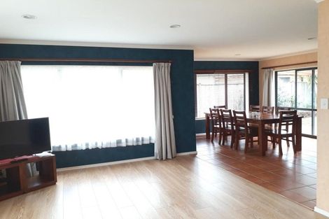 Photo of property in 31 Belcoo Crescent, East Tamaki, Auckland, 2013