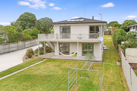 Photo of property in 84 Wharf Road, Clarks Beach, Pukekohe, 2679