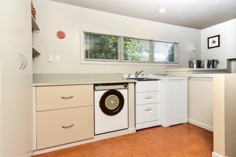 Photo of property in 65 Braid Road, St Andrews, Hamilton, 3200