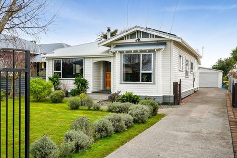 Photo of property in 79 Argyle Street, Hawera, 4610