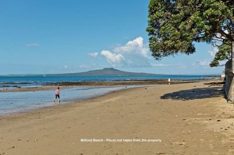 Photo of property in 1/19 Frater Avenue, Milford, Auckland, 0620
