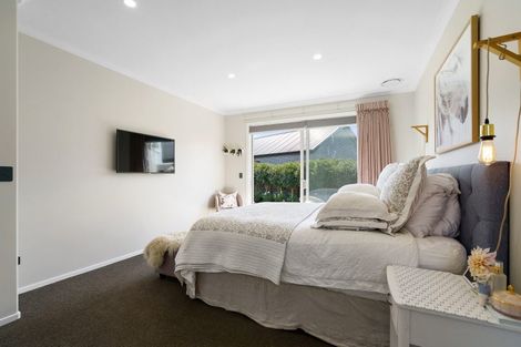 Photo of property in 3 Lewis Way, Cambridge, 3434