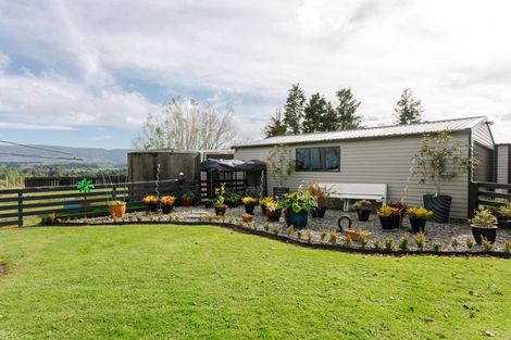 Photo of property in 423 Tipapakuku Road, Dannevirke, 4976