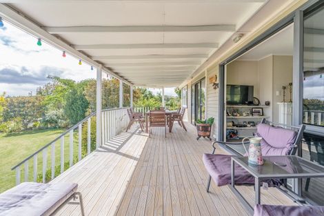 Photo of property in 306 Oneriri Road, Kaiwaka, 0573