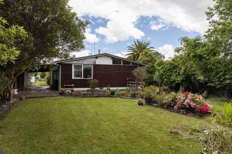 Photo of property in 28 Cadman Street, Dannevirke, 4930