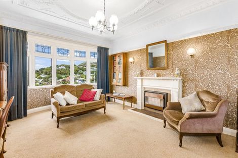 Photo of property in 25 Makara Road, Karori, Wellington, 6012