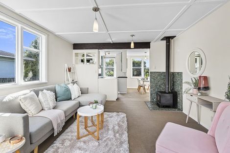 Photo of property in 76 Te Pene Avenue, Titahi Bay, Porirua, 5022