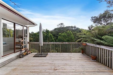 Photo of property in 114 Spinella Drive, Bayview, Auckland, 0629