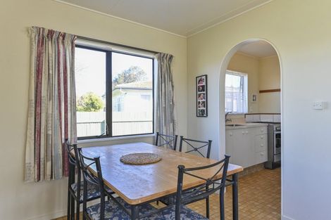 Photo of property in 1304 Jubilee Street, Mayfair, Hastings, 4122