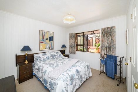 Photo of property in 91 Waterloo Crescent, Hokowhitu, Palmerston North, 4410