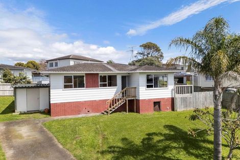 Photo of property in 12 Kereru Place, Half Moon Bay, Auckland, 2012