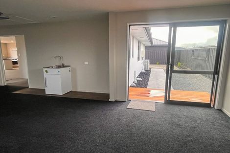 Photo of property in 33 Masefield Drive, Rolleston, 7614