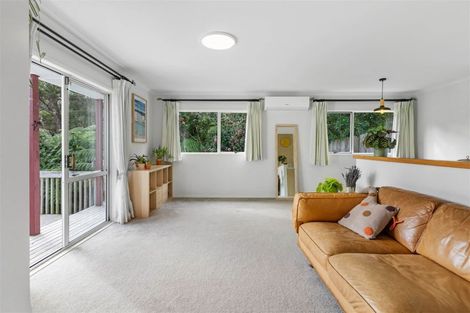 Photo of property in 114 Spinella Drive, Bayview, Auckland, 0629