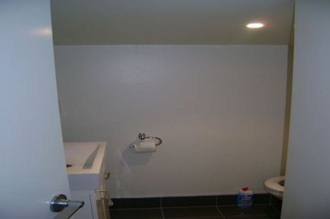 Photo of property in Las Olas De Cuba, 13/35 Torrens Terrace, Mount Cook, Wellington, 6011