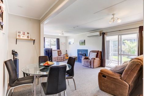 Photo of property in 27 Broadhead Avenue, Tawhero, Whanganui, 4501