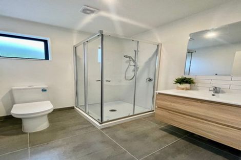 Photo of property in 16 Huri Street, Mangere Bridge, Auckland, 2022