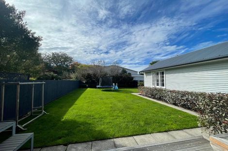 Photo of property in 82 Westholme Street, Strowan, Christchurch, 8052