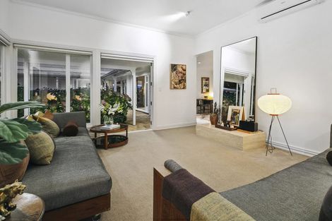 Photo of property in 49b Roland Road, Greenhithe, Auckland, 0632