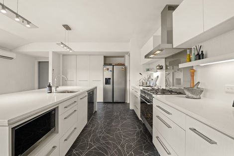 Photo of property in 43 Hereford Street, Kaikorai, Dunedin, 9010