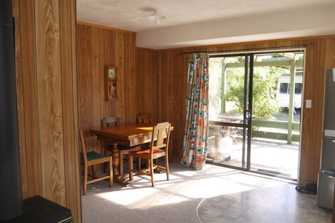Photo of property in 8 Susan Lane, Kinloch, Taupo, 3377