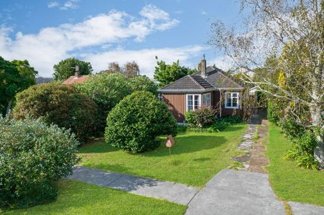 Photo of property in 19 Renton Road, Mount Albert, Auckland, 1025