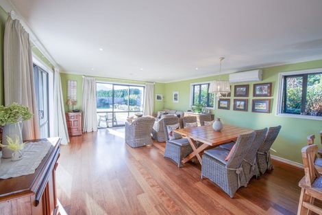 Photo of property in 40 Church Street, Oxford, 7430