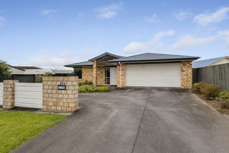 Photo of property in 379 Carrington Street, Upper Vogeltown, New Plymouth, 4310