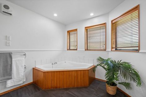 Photo of property in 7 Manna Place, West Melton, Christchurch, 7675