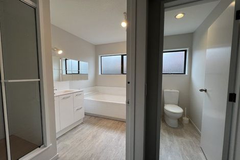 Photo of property in 14a Cricklewood Place, Avonhead, Christchurch, 8042