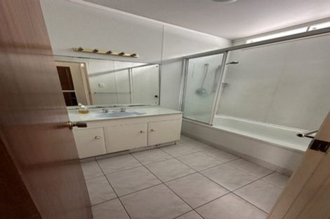 Photo of property in 3 Matipo Road, Mairangi Bay, Auckland, 0630