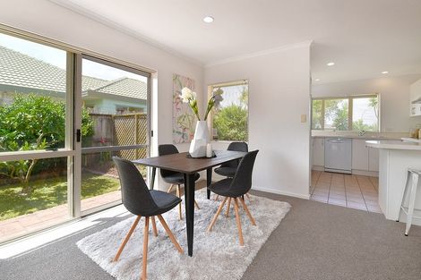 Photo of property in 106 Lakeside Drive, Orewa, 0931