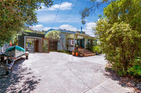 Photo of property in 400 Leigh Road, Whangateau, Warkworth, 0985