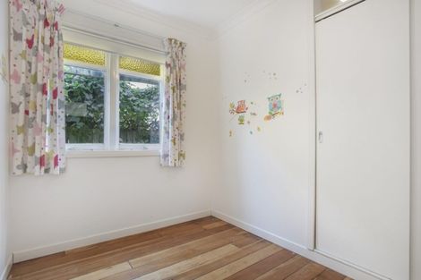 Photo of property in 10 Bungalow Avenue, Point Chevalier, Auckland, 1022