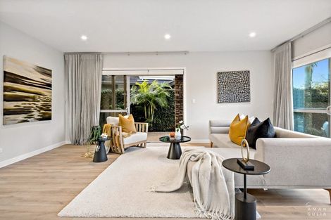 Photo of property in 284e Schnapper Rock Road, Schnapper Rock, Auckland, 0632