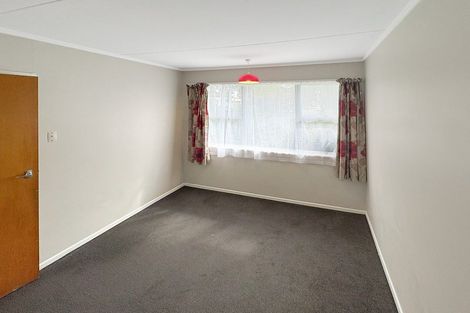 Photo of property in 86 Stillwater Place, Westbrook, Palmerston North, 4412