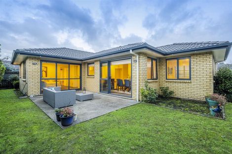 Photo of property in 106b Simpson Road, Henderson Valley, Auckland, 0614