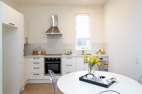 Photo of property in 305 Riverslea Road North, Parkvale, Hastings, 4122