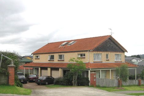 Photo of property in 14 Lucienne Drive, Ranui, Auckland, 0612