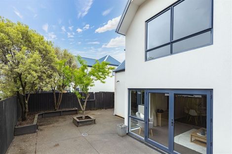 Photo of property in 2/526 Madras Street, St Albans, Christchurch, 8014