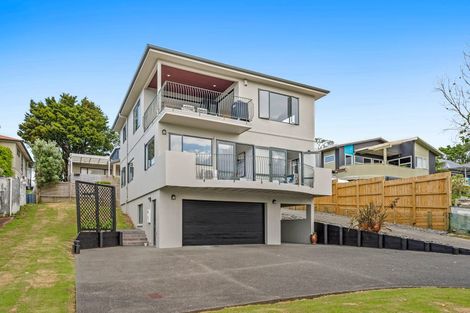 Photo of property in 9a Brightside Road, Stanmore Bay, Whangaparaoa, 0932