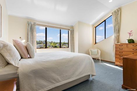 Photo of property in 64 Bayside Drive, Browns Bay, Auckland, 0630