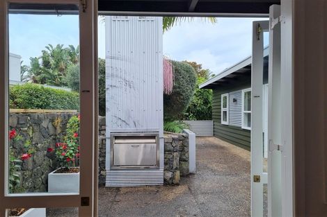 Photo of property in 15 Allendale Road, Mount Albert, Auckland, 1025