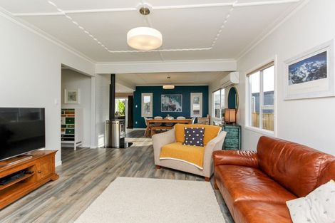 Photo of property in 28 Beach Street, Fitzroy, New Plymouth, 4312