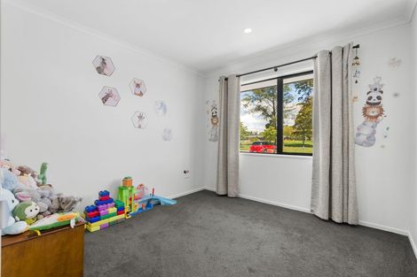 Photo of property in 2 Godley Place, Woodend, 7610