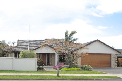 Photo of property in 20 Tuihana Drive, Papamoa Beach, Papamoa, 3118