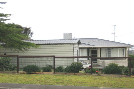 Photo of property in 1/278 Rangatira Road, Beach Haven, Auckland, 0626