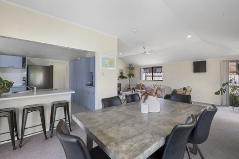 Photo of property in 115 Heta Road, Highlands Park, New Plymouth, 4312