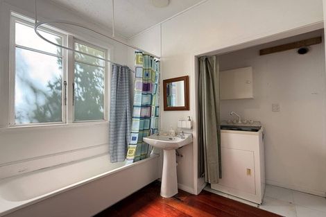 Photo of property in 24 Oban Street, Wadestown, Wellington, 6012