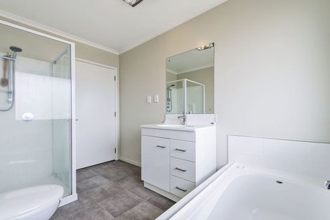 Photo of property in 17 Pakohe Street, Pegasus, 7612